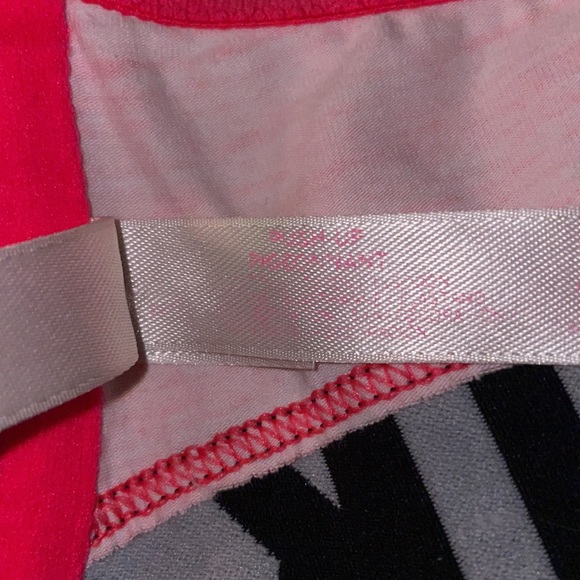 PINK Racerback Bra - Picture 4 of 4